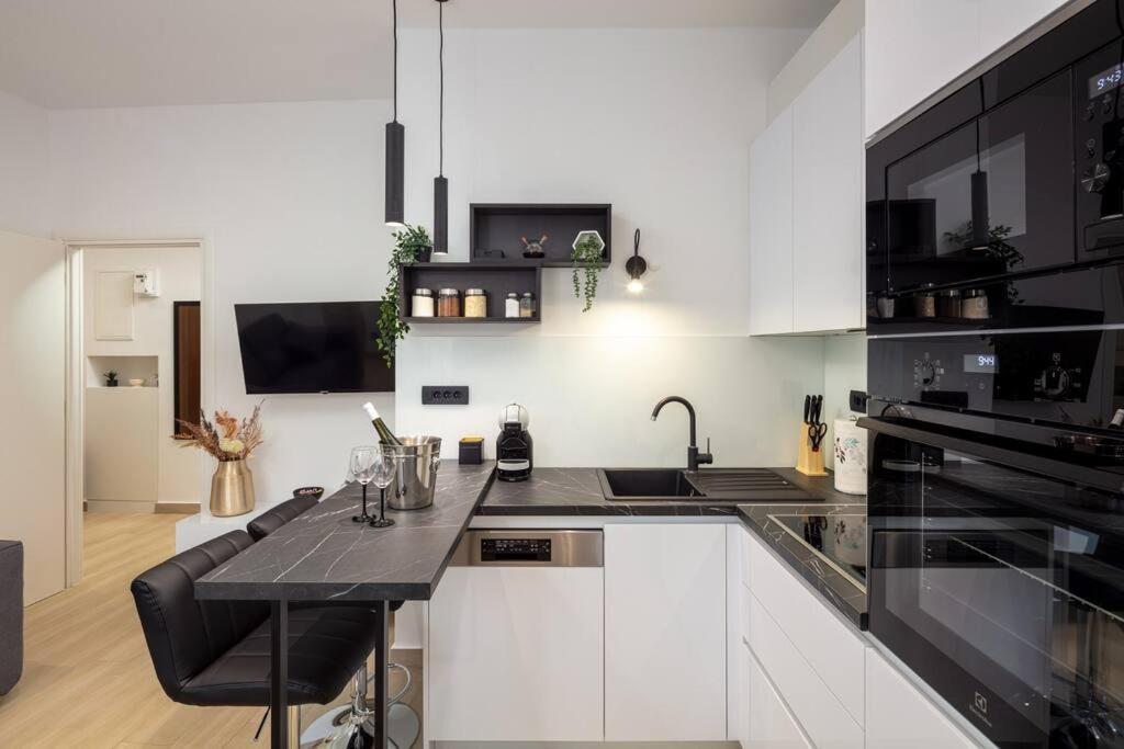 Apartman Drago 4* - 2 Minutes From The Town Centre Split Zewnętrze zdjęcie